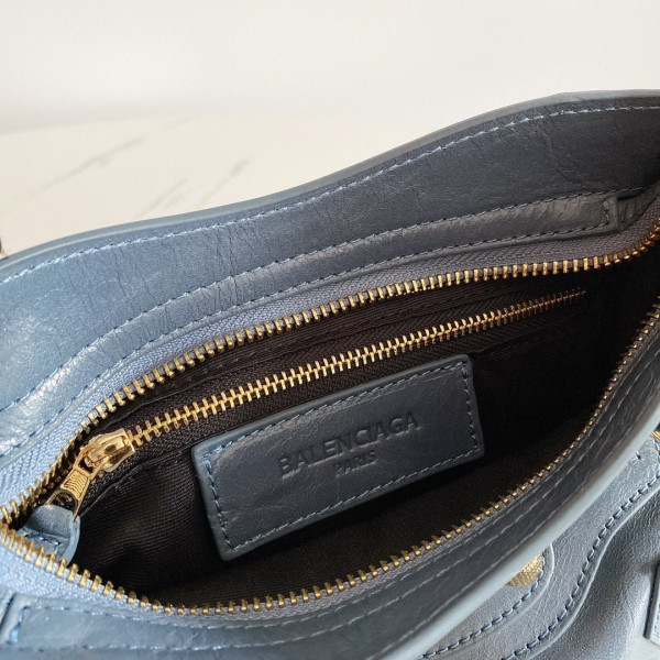 Ba*len*cia*ga classic city