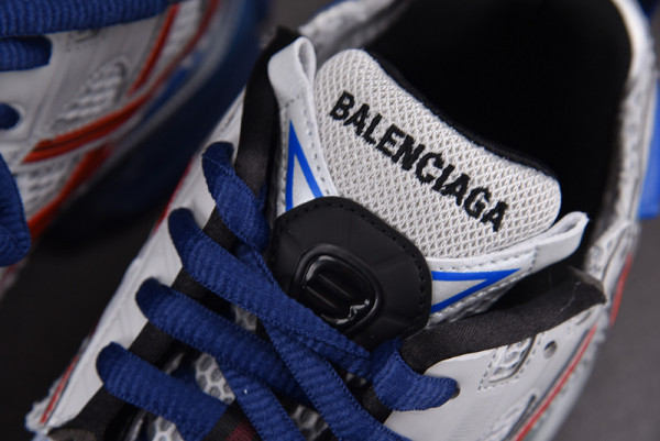 Ba*len*cia*ga runner