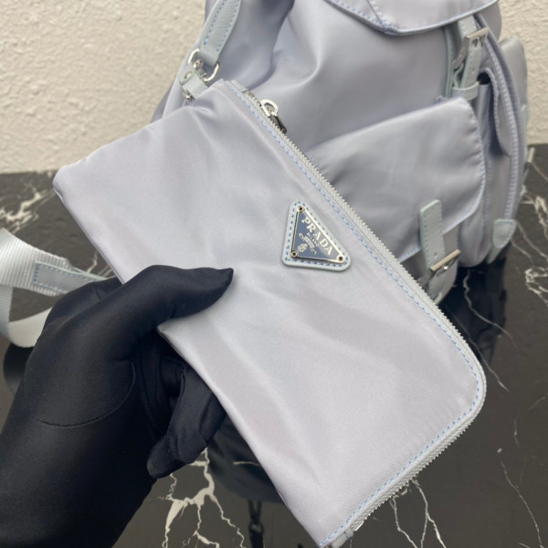 Pra*a re-nylon medium backpack-32-15-30cm