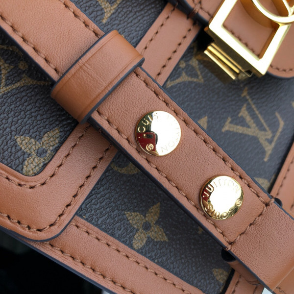 l0*is V*t0n dauphine mm（2019 spring show）