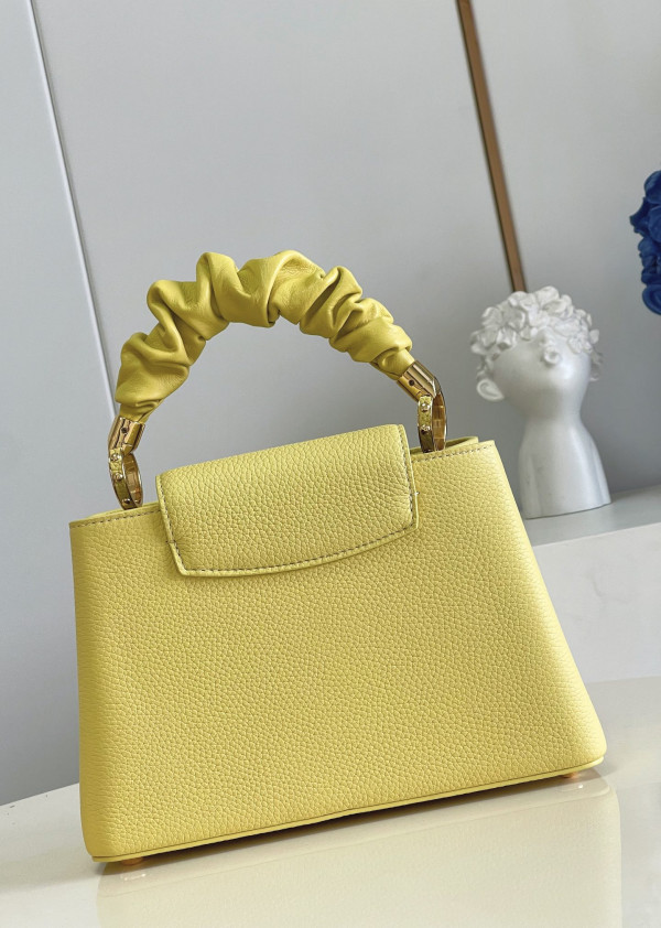 l0*is V*t0n capucines bb