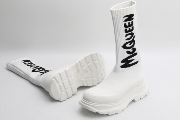 ale*d*r M*Q*en graffiti knit tread slick boot