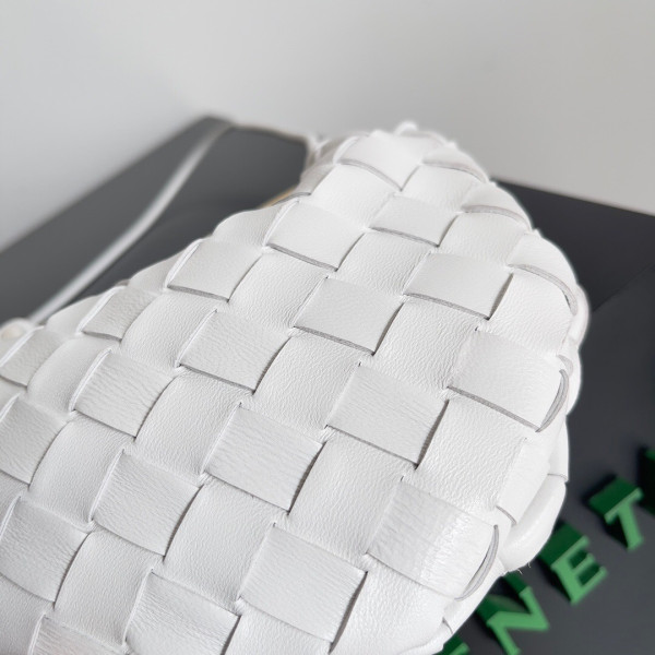 bo*te*ga Ve*ne*ta  mini sardine top handle bag