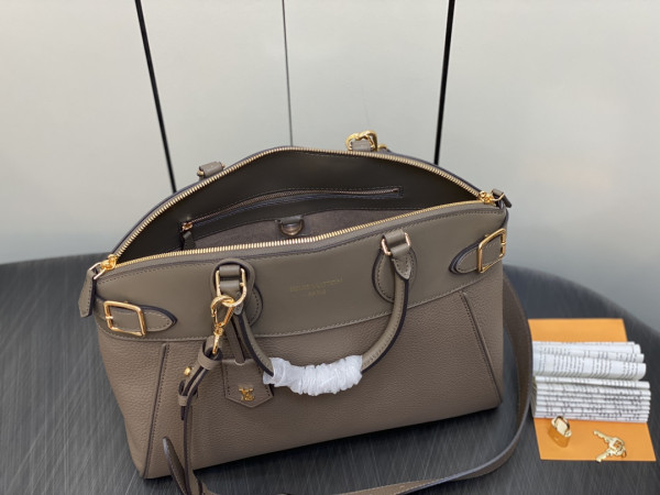 l0*is V*t0n lock it mm