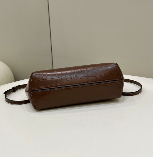 F**di first-32.5-15-23.5cm