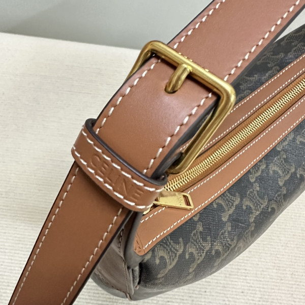 celin* heloise cuir triomphe bag in S*pple calfskin