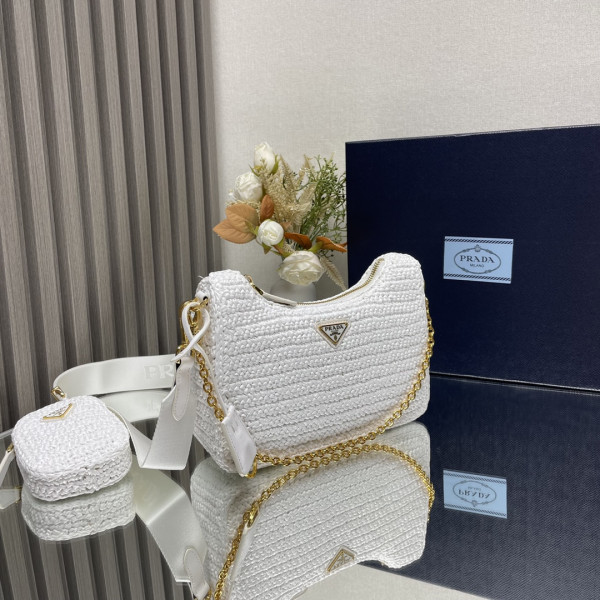 Pra*a re-edition 2005 crochet bag-23*16*7cm