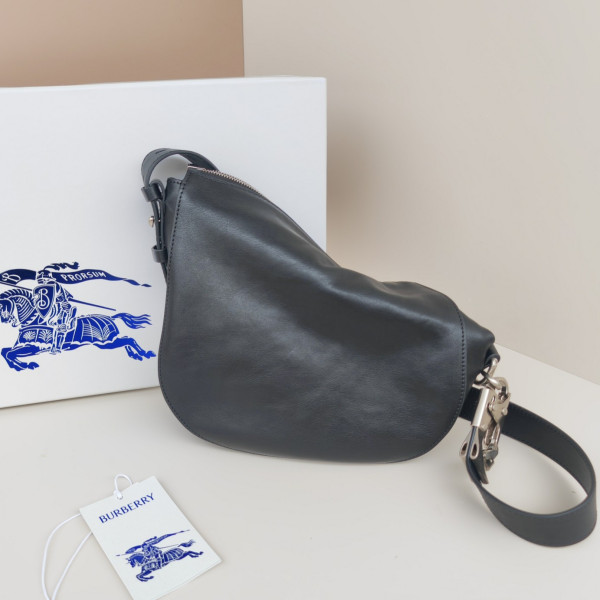 B**rry small knight bag-24*8*23cm