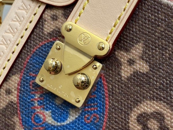 l0*is V*t0n side trunk pm-21*14*6cm