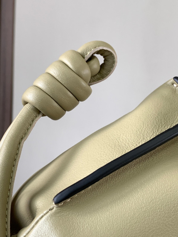 Lowee Mini Flamenco clutch-23*18*9cm