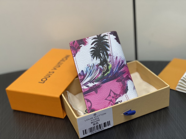 l0*is V*t0n pocket organizer-7.5*11.1*1 cm