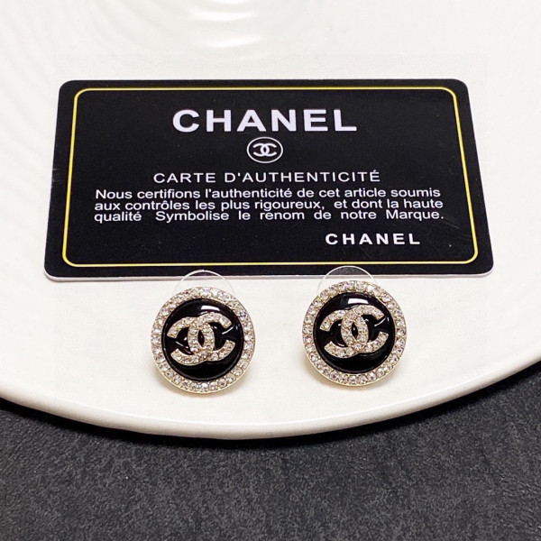 CL EARRINGS
