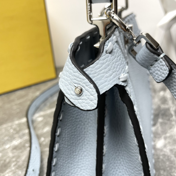 F**di peekaboo iseeu petite-20x11x15cm