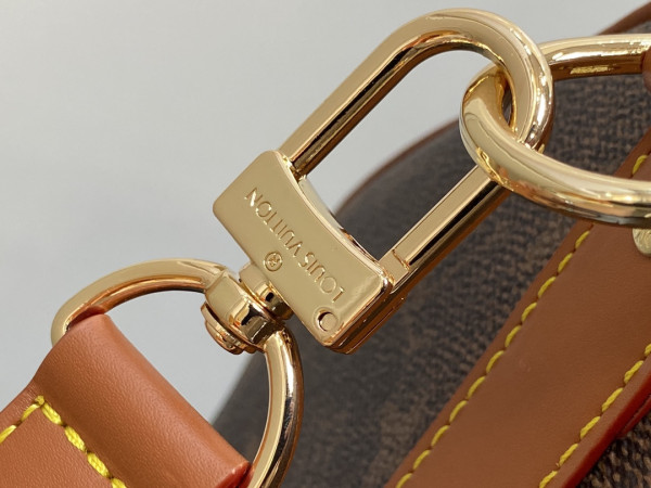 l0*is V*t0n keepall bandouliÈre 50