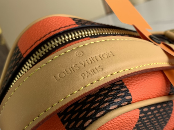 l0*is V*t0n chess messenger-24*24*8cm