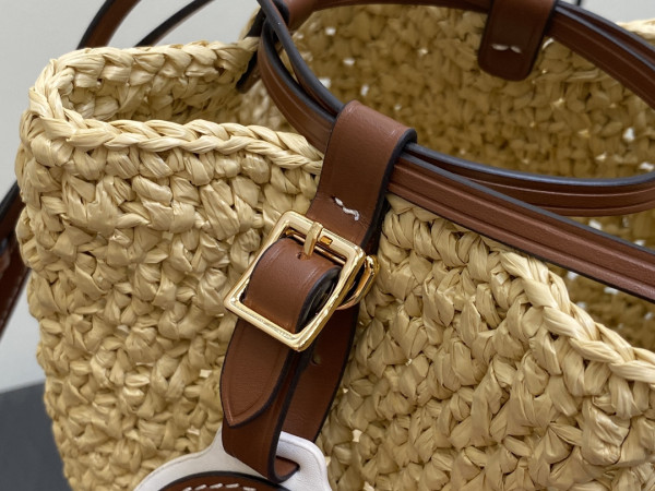 l0*is V*t0n noé -11.5*12*11.5cm