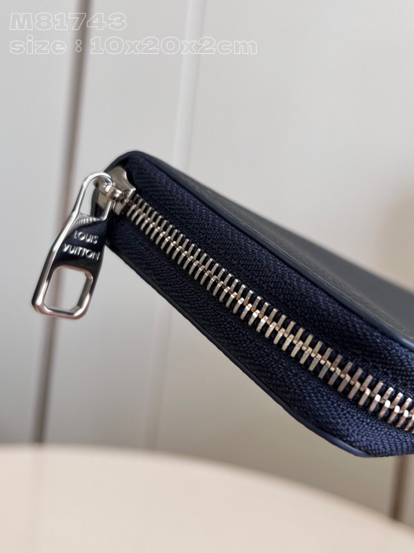 l0*is V*t0n zippy wallet-10*20*2 cm