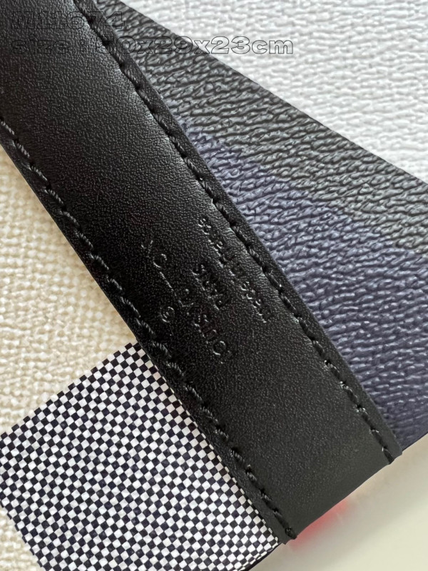 l0*is V*t0n keepall bandouliÈre 50