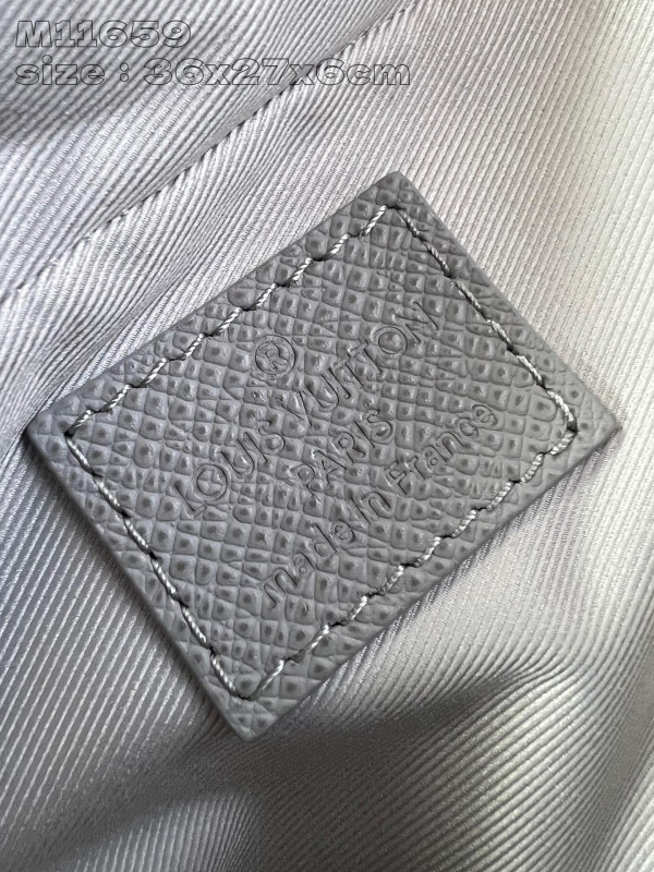 l0*is V*t0n porte documents voyage-36.5*27.5*6cm