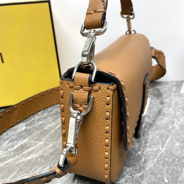 F**di baguette-27*6*15cm