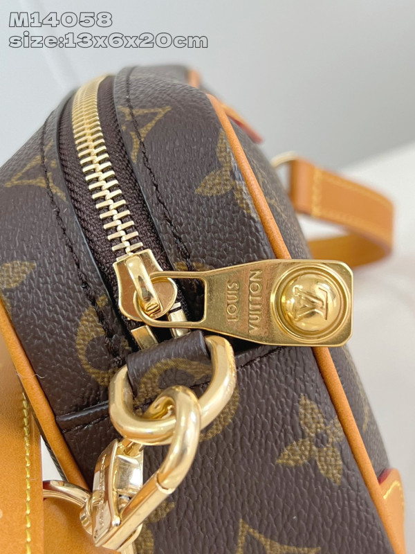 l0*is V*t0n trocadéro wearable wallet-13*6.5*20cm