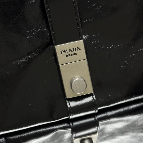 Pra*a medium leather tote bag-32*21*15cm