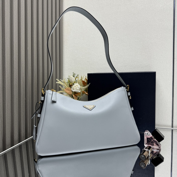 Pra*a aimée large shoulder bag