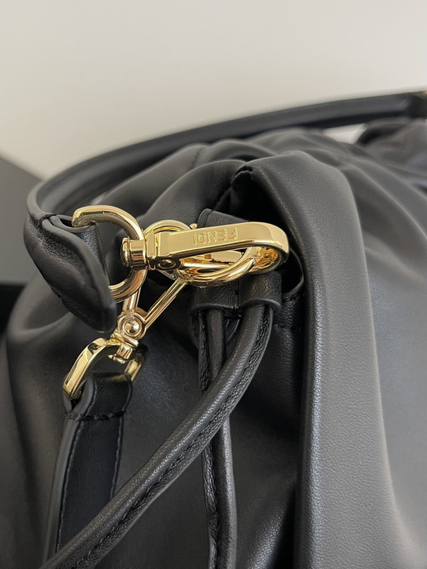 F**di mamma baguette