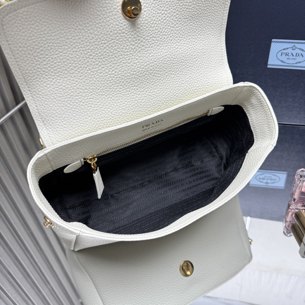 Pra*a small leather shoulder bag-26*14*9.5cm