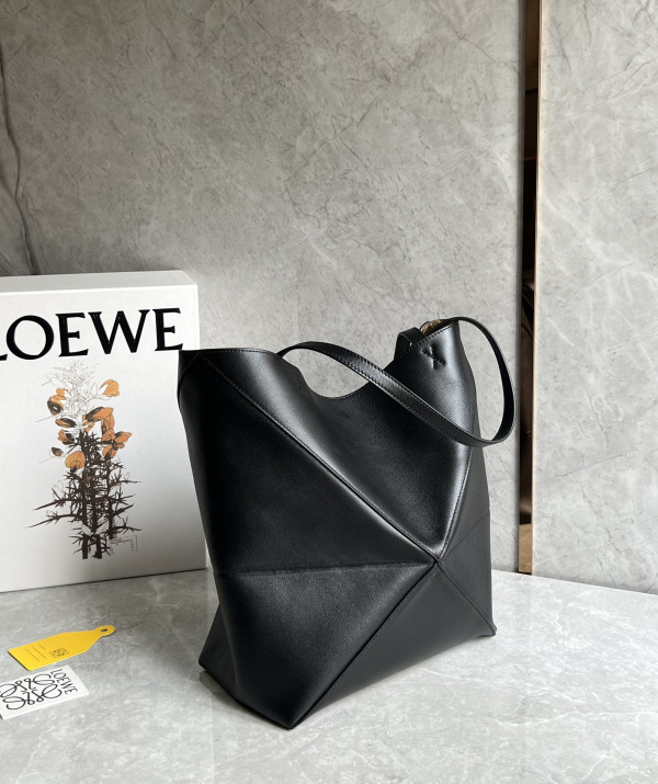 Lowee Puzzle Fold medium Tote -  25.5X14.5X31.5cm