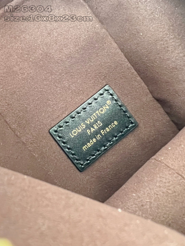 l0*is V*t0n side trunk mm - 23.5*16*8.5cm