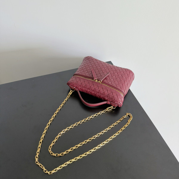 bo*te*ga Ve*ne*ta small soft vanity - 19*14*3cm