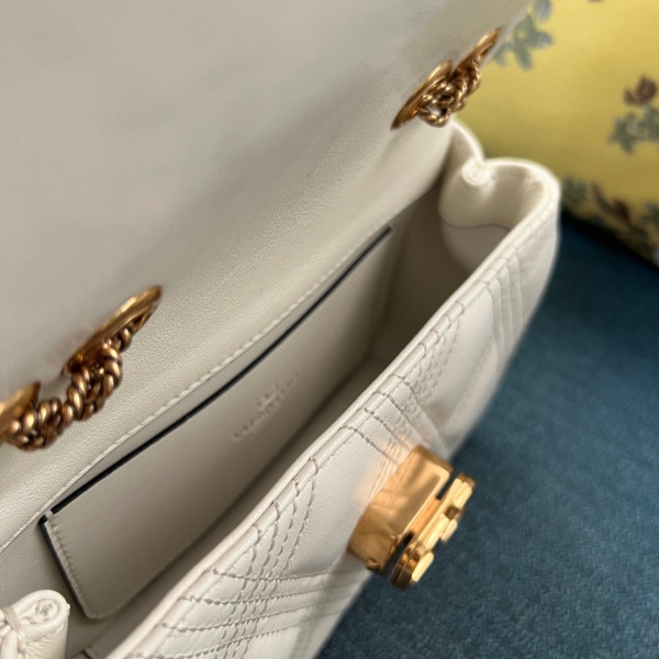 VALENTINO GARAVANI QUILTIE - 19*13*6CM